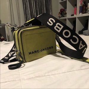 Marc Jacobs Exclusive “vintage-looking” bag